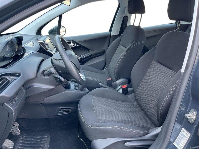 Peugeot 208 I 2015 1.2 puretech Active s&s 82cv 5p neopatentati