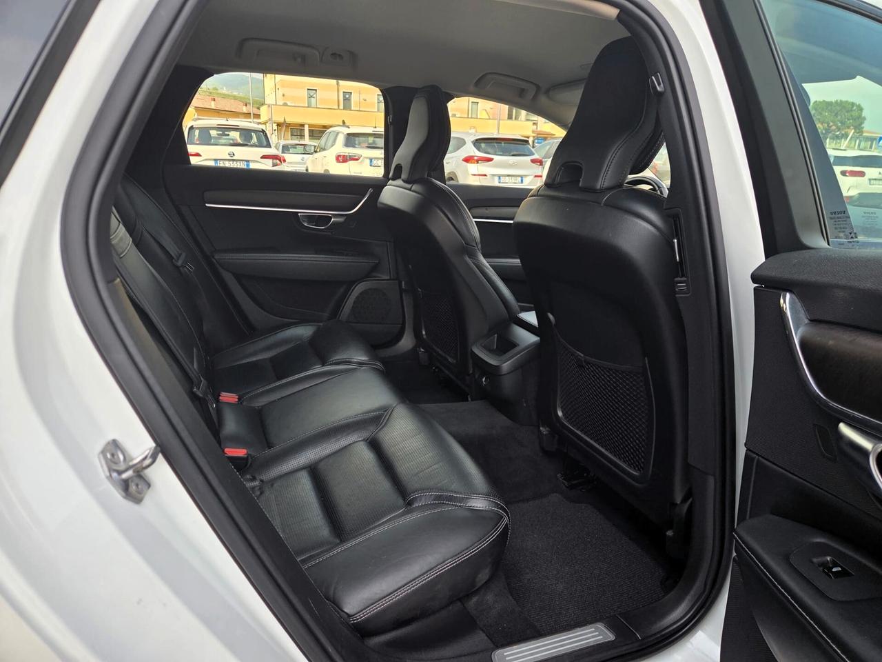 Volvo V90 Cross Country D4 AWD Geartronic