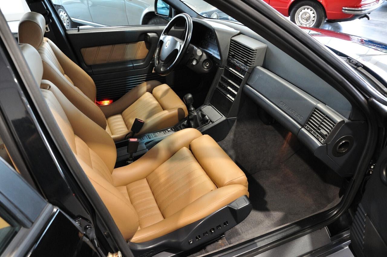 Alfa Romeo 164 3.0i V6 24V cat Q4 Recaro