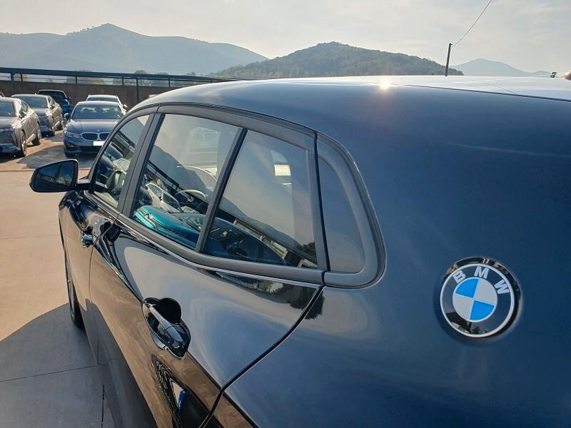 BMW X2 sDrive16d 116CV AUT. Business X LED NAV 8.8
