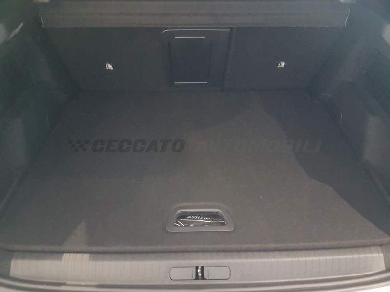 Citroën e-C4 motore elettrico 136 CV Shine