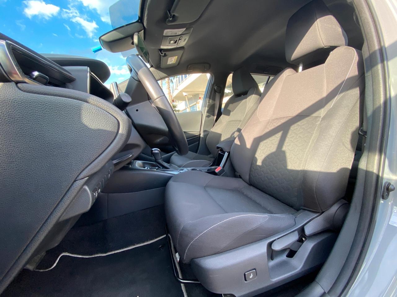 Toyota Corolla Touring Sports 1.8h Business Tech cvt