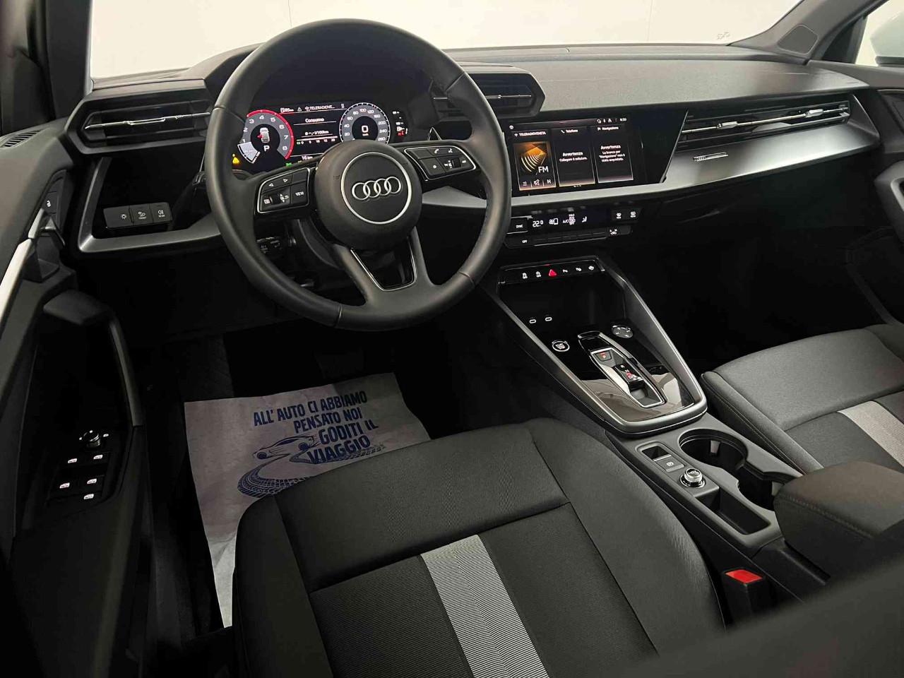 Audi A3 Sportback 1.5 tfsi mhev Business Advanced 116cv s-tronic