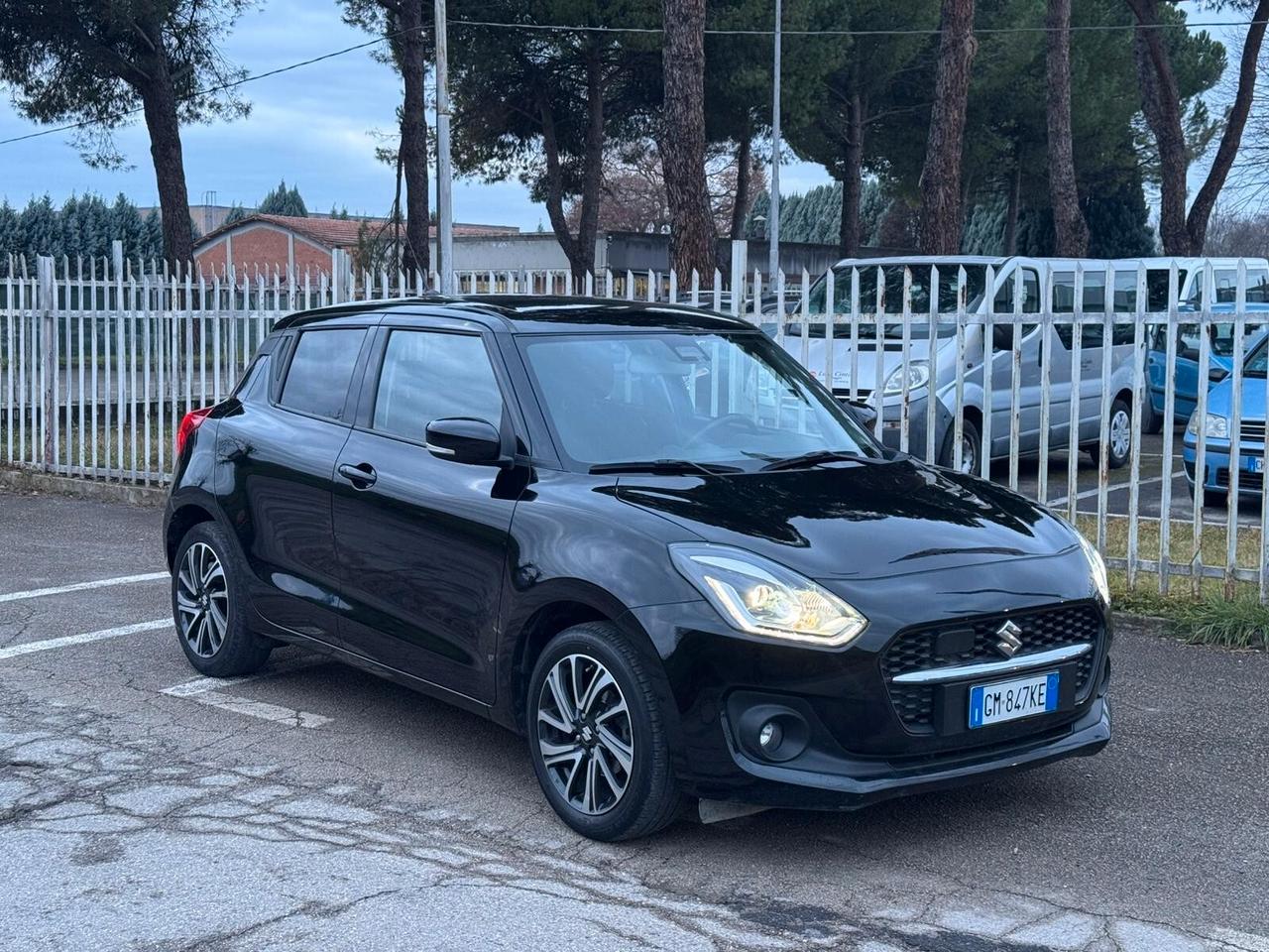 Suzuki Swift 1.2 Hybrid Top