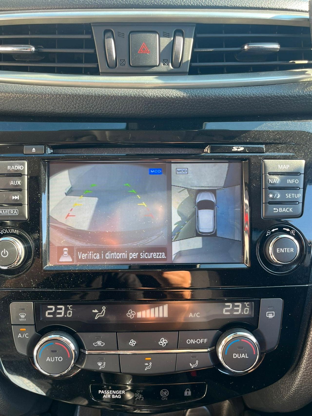 Nissan Qashqai 1.5 dCi N-Connecta