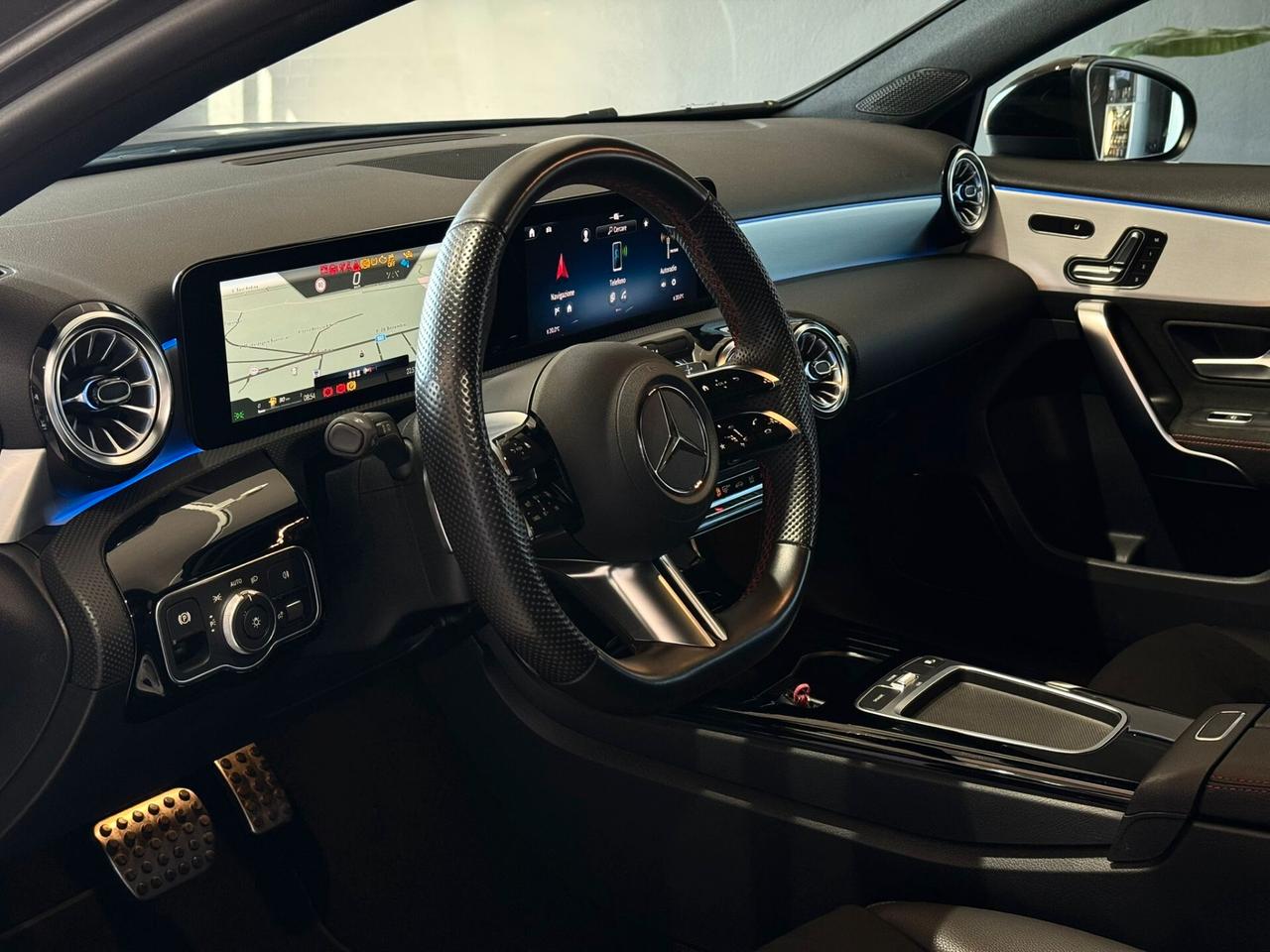 Mercedes-benz A 200 d Automatic AMG Line Premium Plus
