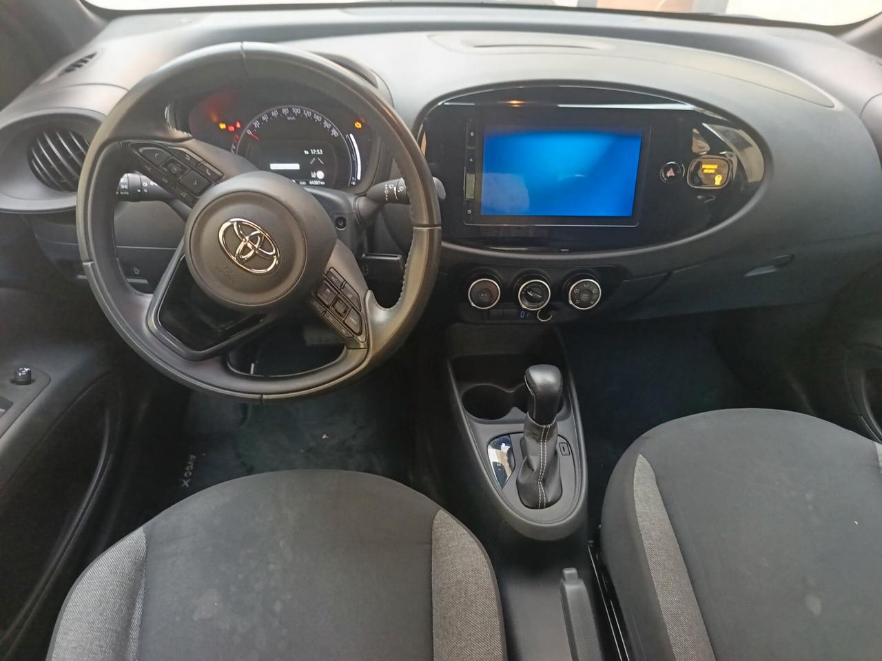Toyota Aygo X 1.0-72 CV Active S-CVT Automatica