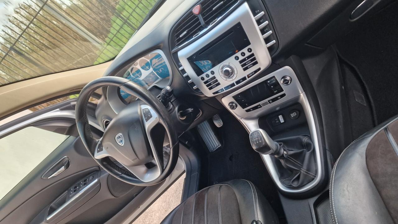 Lancia Delta 1.6 MJT 120Cv - 2012