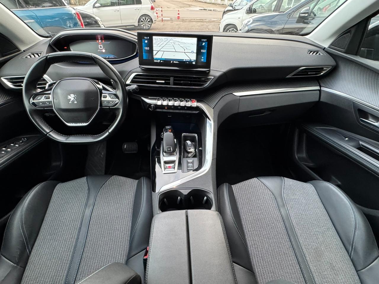 Peugeot 3008 BlueHDi 130 S&S EAT8 Allure