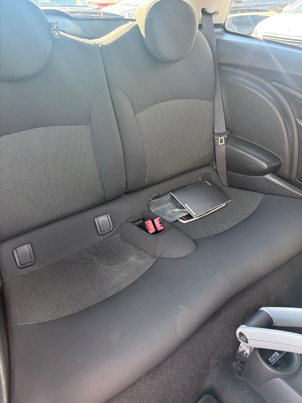Mini 1.6 16V One D