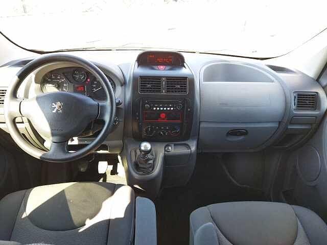 Peugeot Expert 2.0 HDi 120CV PL-TA 12Q Furgone Vetrato Affaire