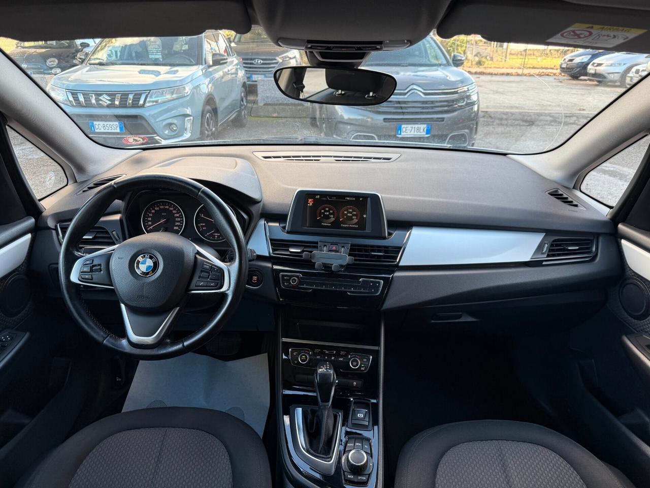 " PERFETTA " Bmw 216 D Active Tourer Advantage