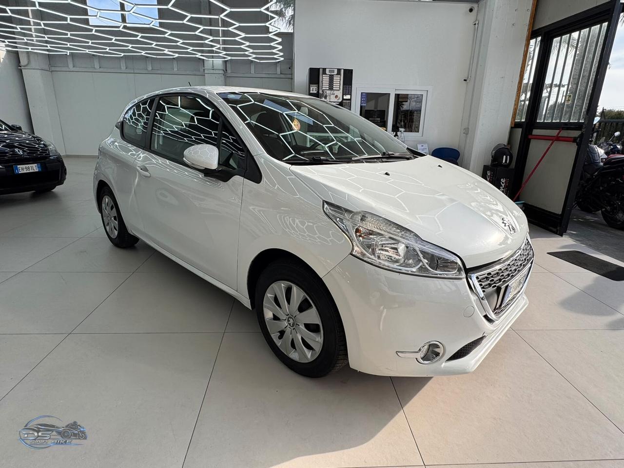 Peugeot 208 1.0 VTi 68 CV 3 porte Access 2013