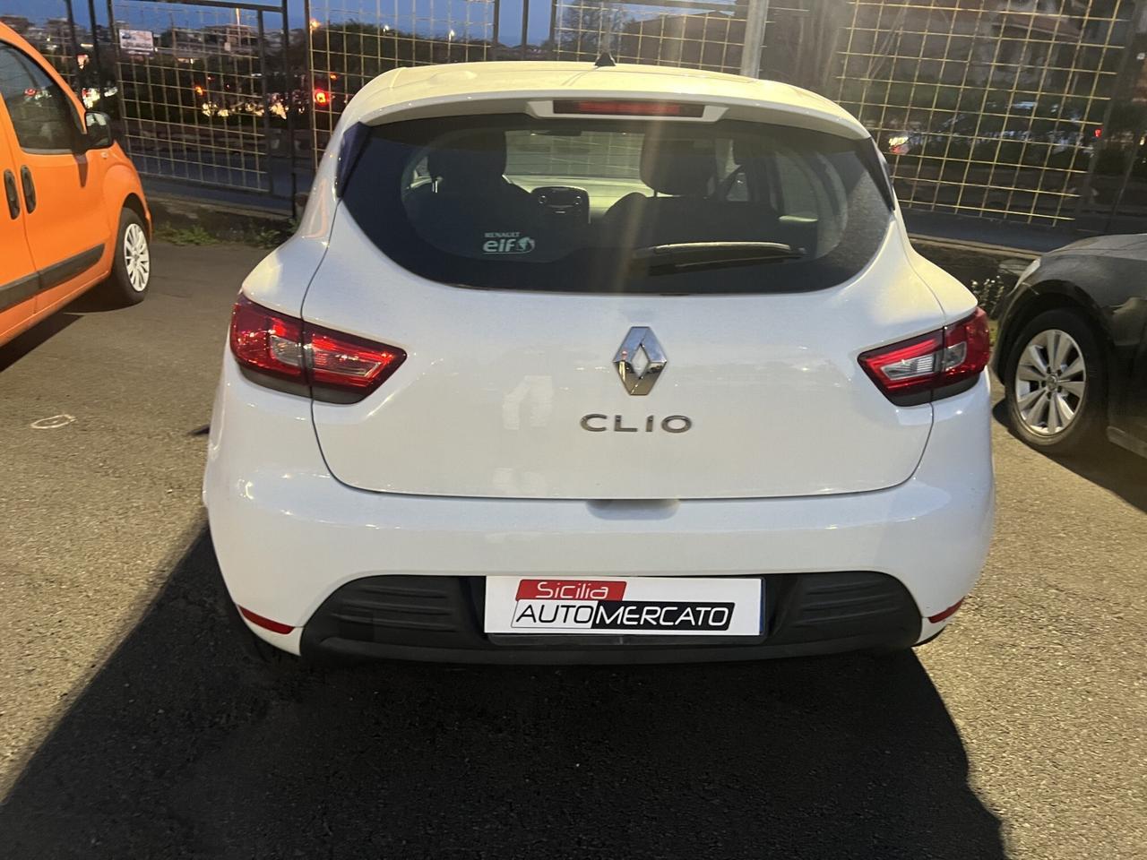 RENAULT CLIO anno 2018