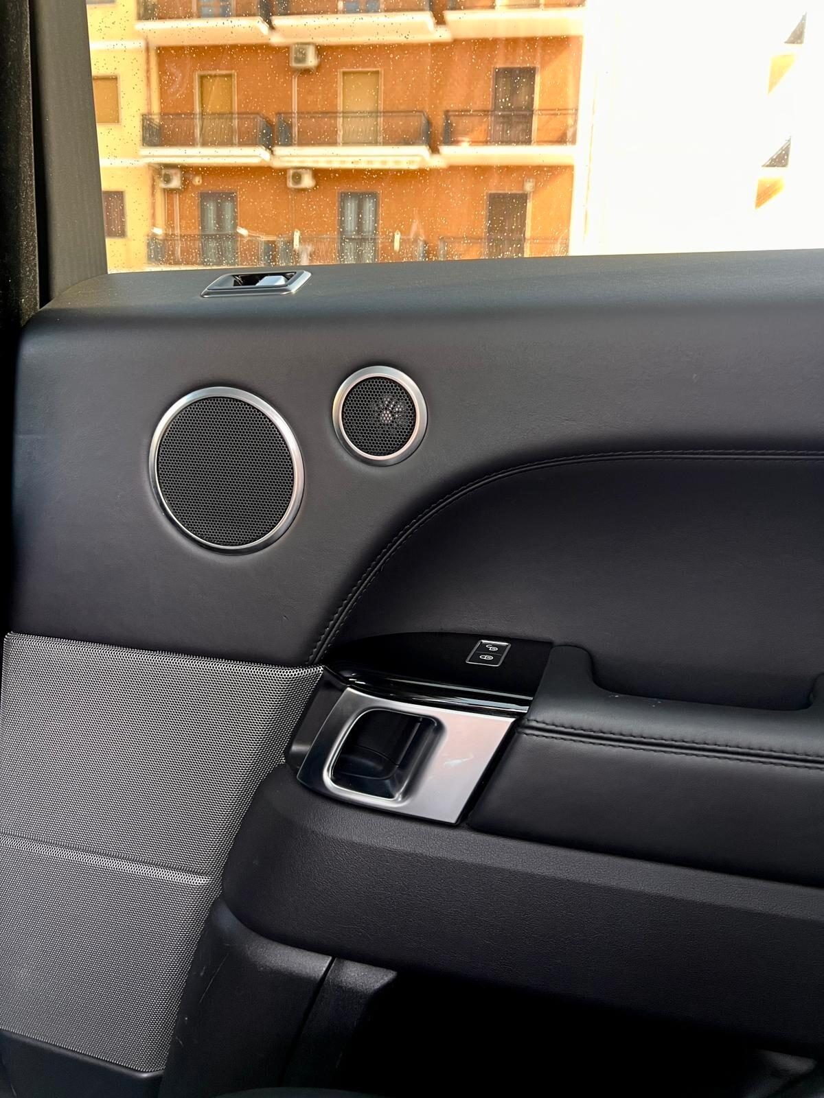 Land Rover Range Sport 3.0 TDV6 HSE DYNAMIC