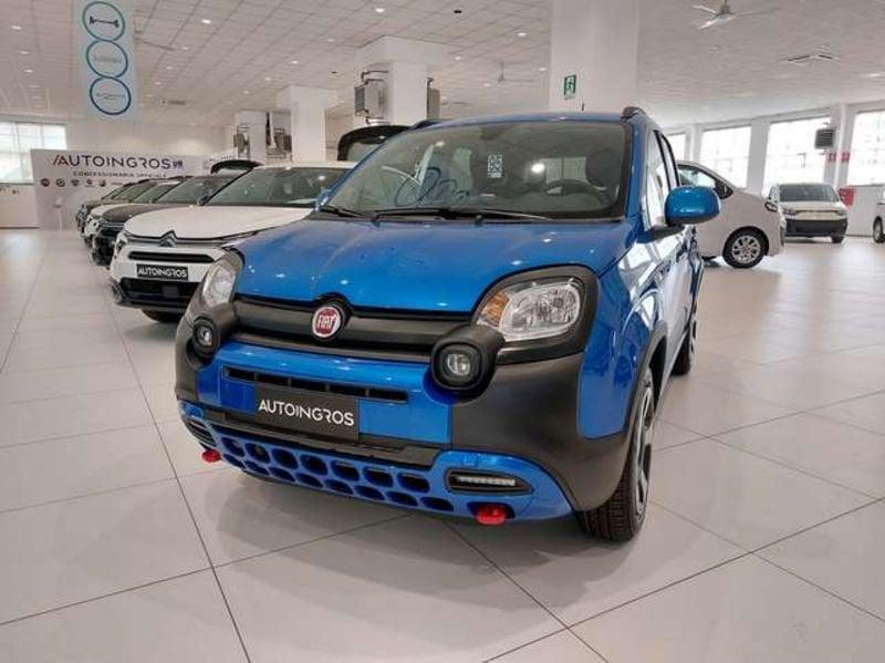 FIAT Panda 1.0 hybrid City Cross NUOVA DA IMMATRICOLARE