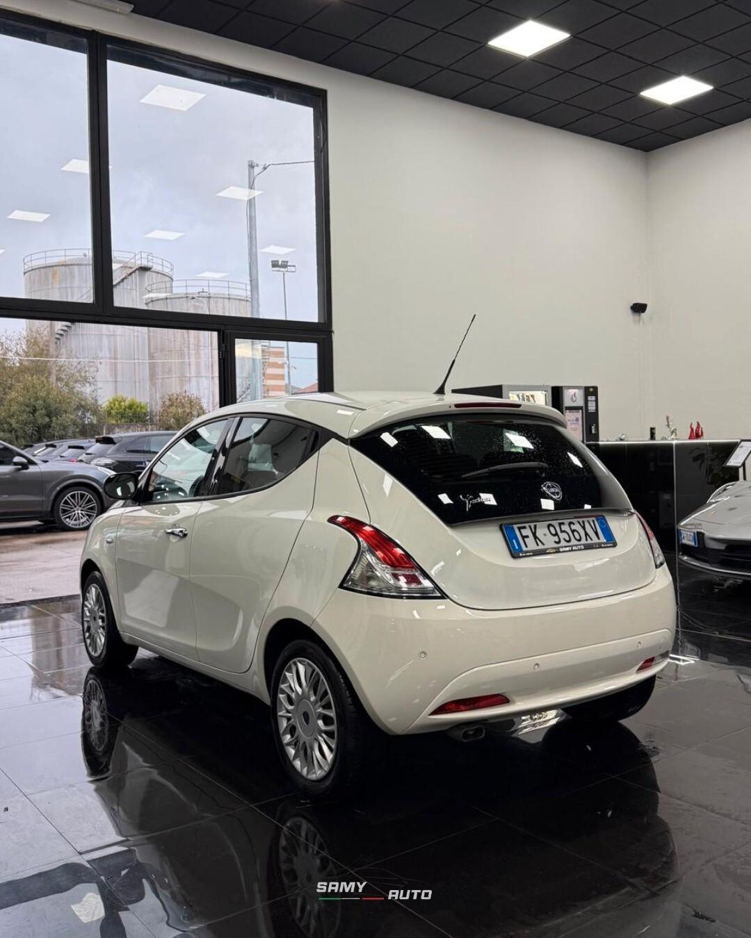Lancia Ypsilon 1.2 69 CV 5 porte