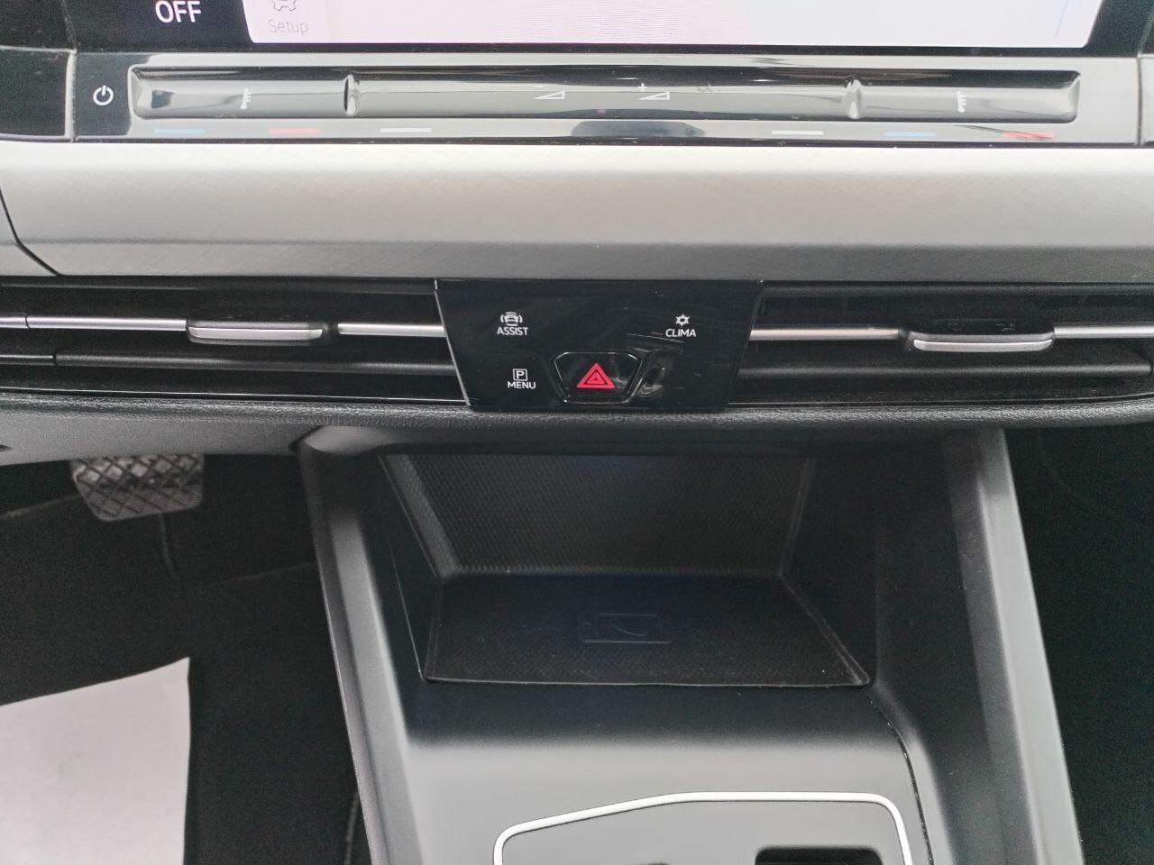 Volkswagen Golf 1.0 eTSI EVO DSG Life