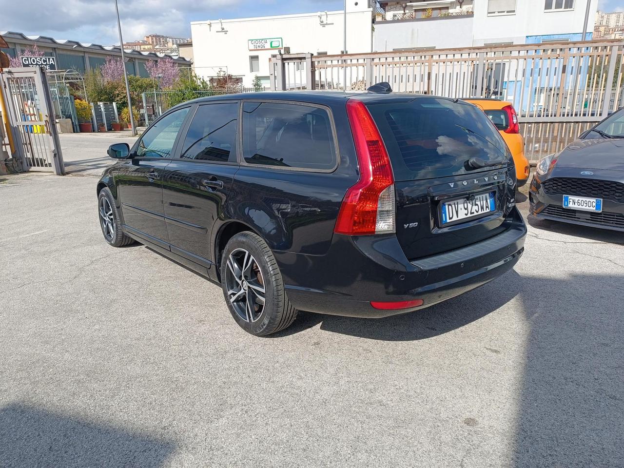 Volvo V50 1.6d R-design