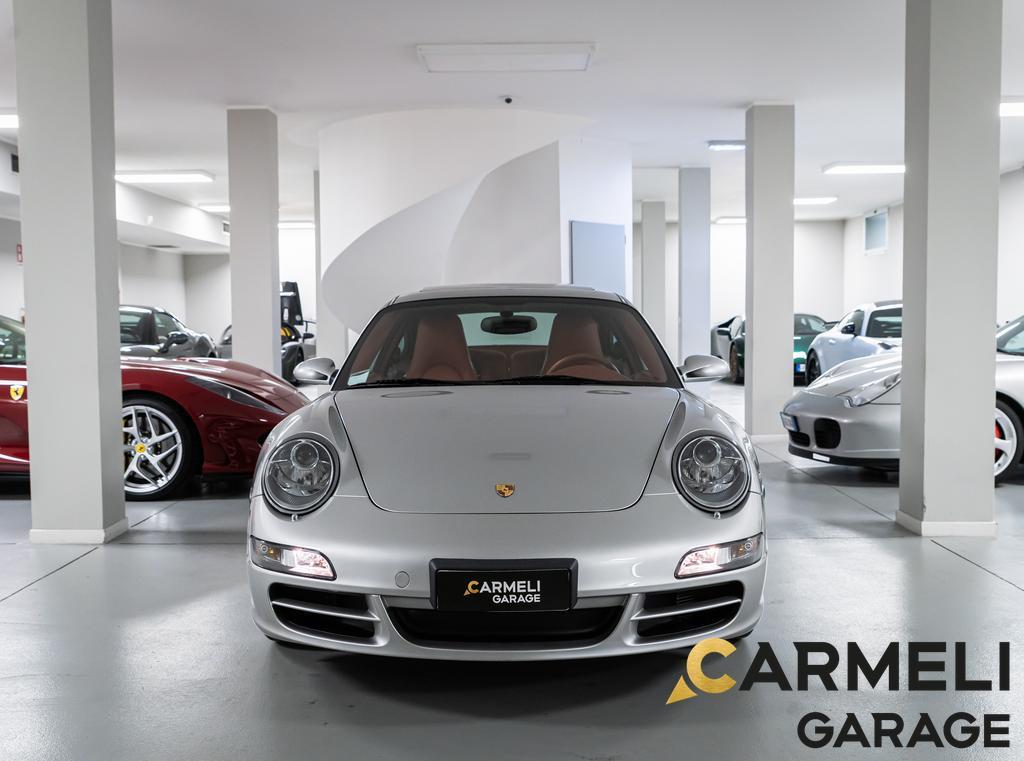 Porsche 911 V Carrera 997 2004 Coupe 997 Carrera 4 Coupé