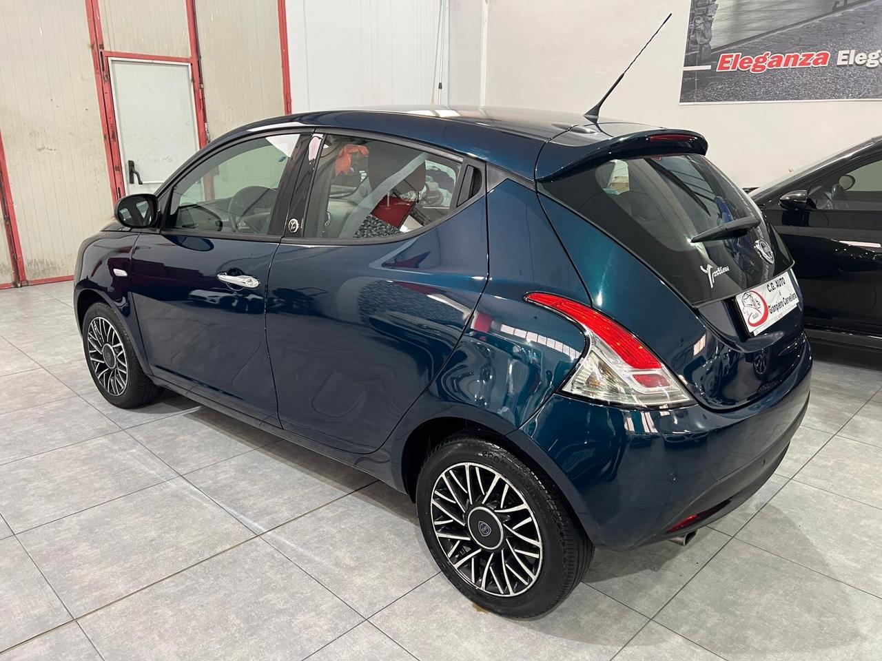 Lancia Ypsilon 1.2 69 CV - 30th Anniversary - 2015