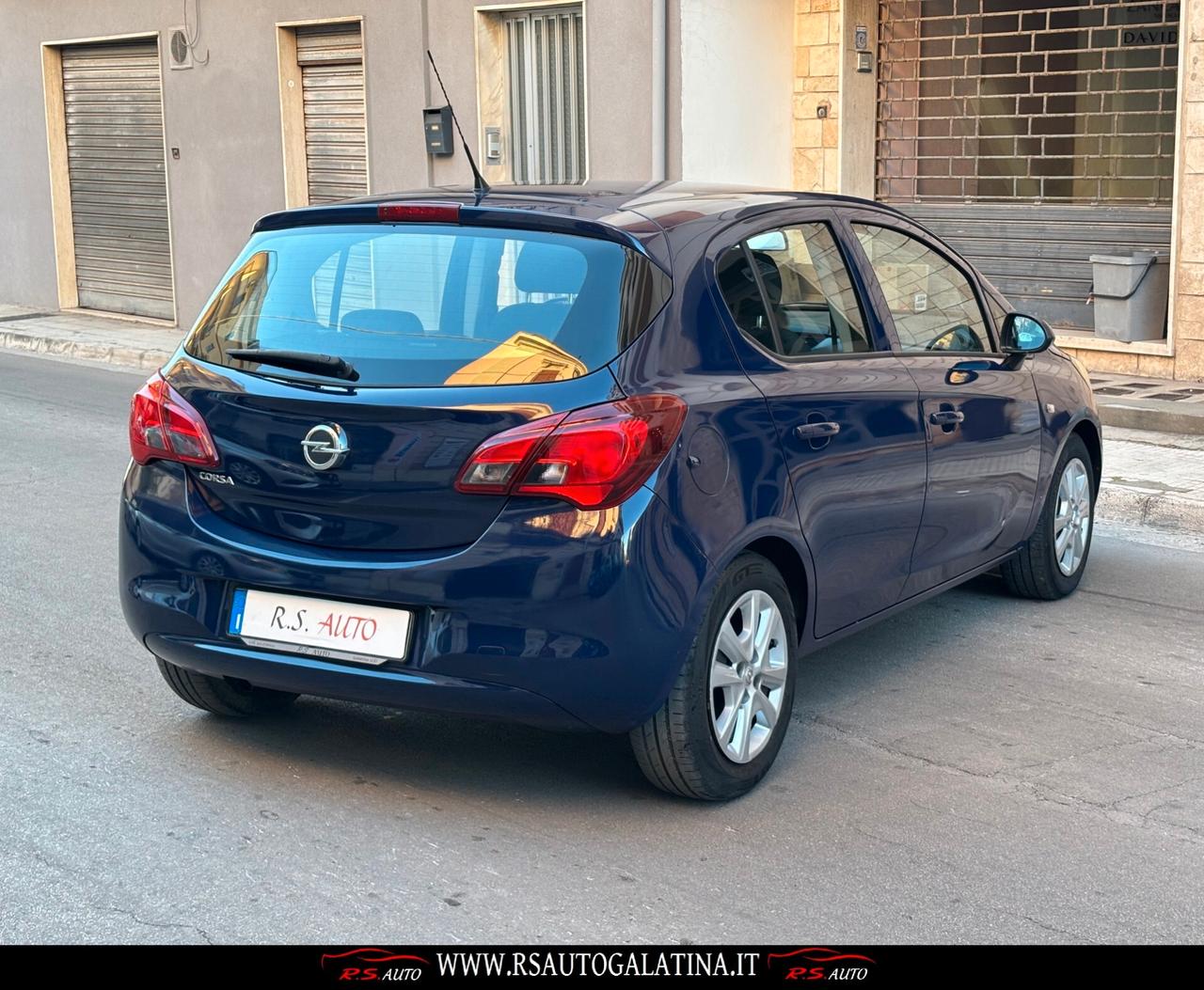 Opel Corsa 1.2 5 porte
