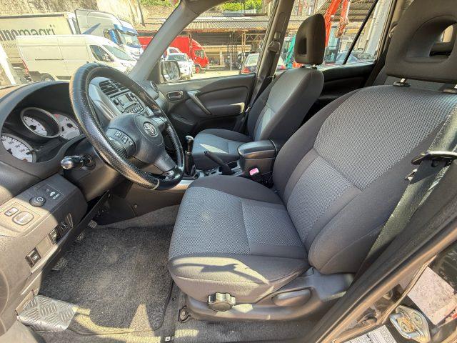 TOYOTA RAV 4 MY23 RAV4 2.0 Tdi D-4D cat 5 porte Sol