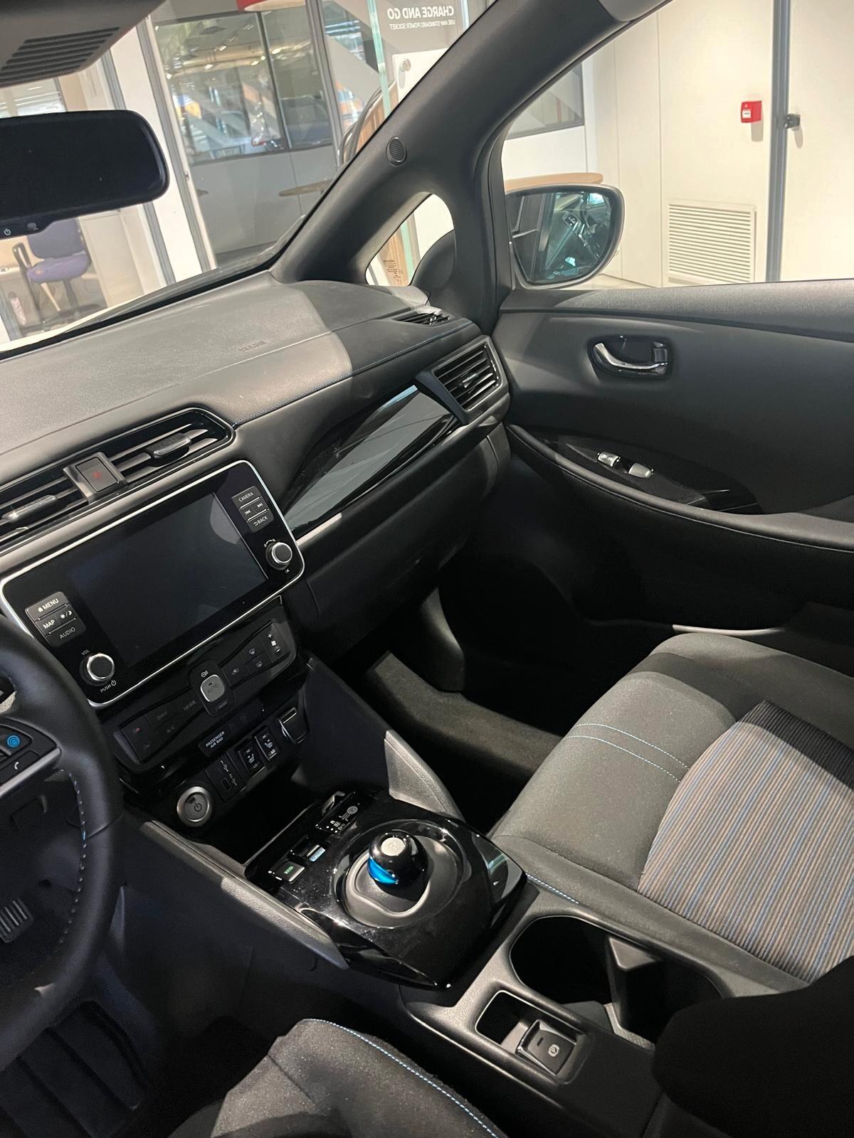 Nissan Leaf N-Connecta 40 kWh