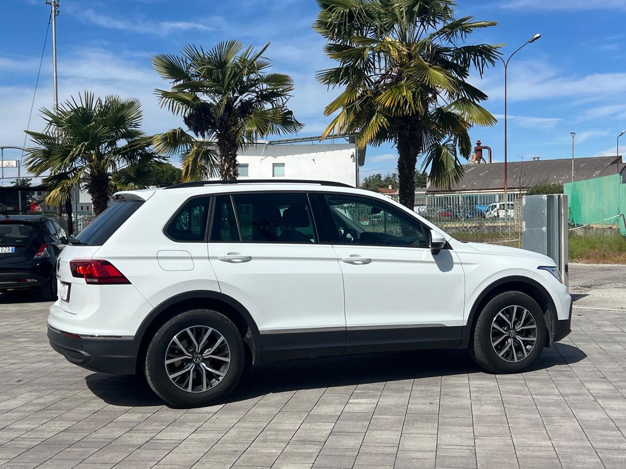 Volkswagen Tiguan 2.0 TDI 150 CV SCR DSG FINANZIABILE
