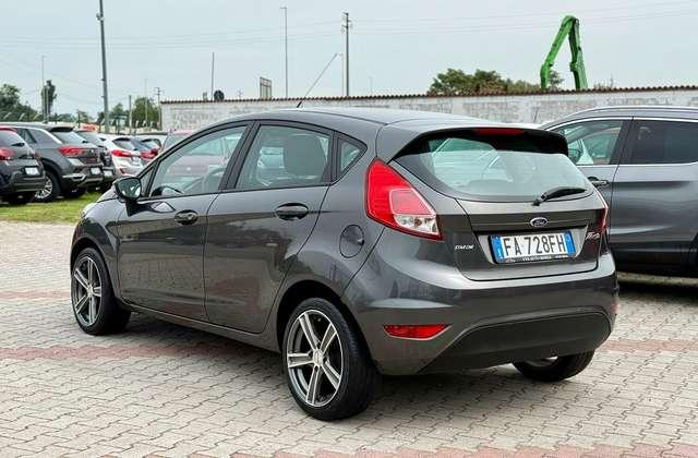 Ford Fiesta 5p 1.4 Titanium Gpl 95cv E6
