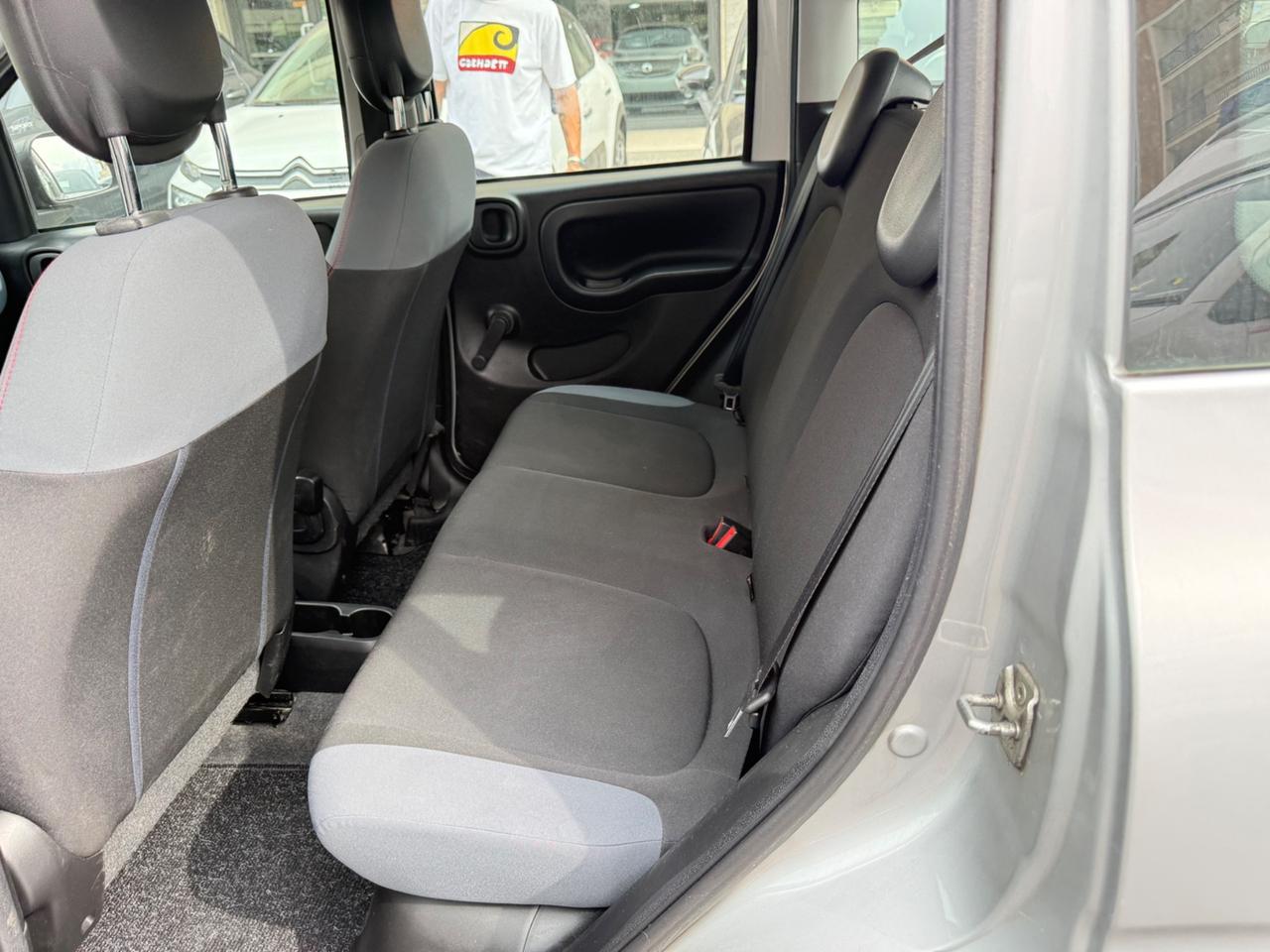 Fiat Panda 1.2 Lounge LED PDC CERCHI 15