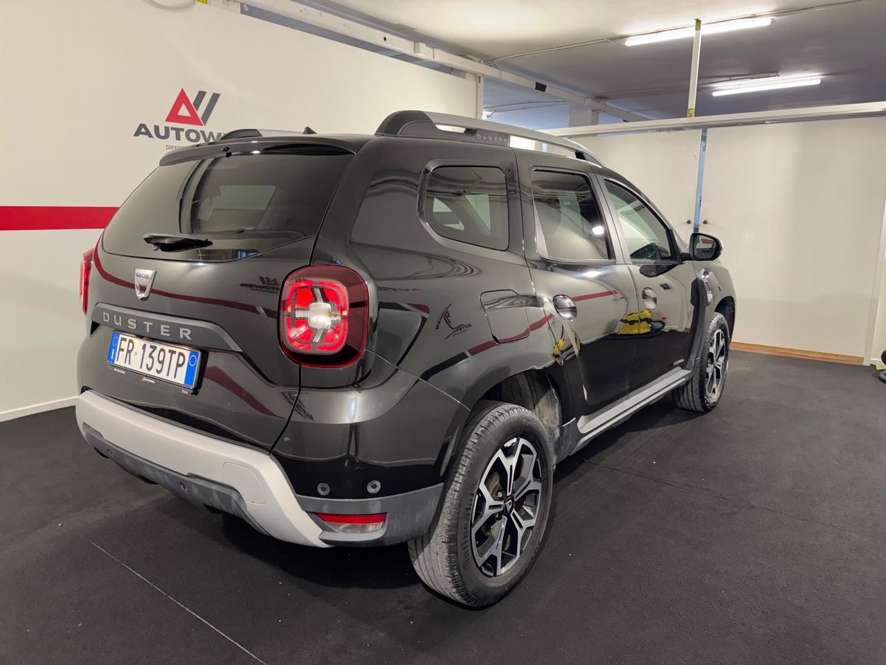 Dacia Duster 1.6 SCe 4x2 Prestige TAGLIANDI CERTIFICATI DACIA