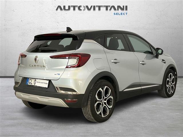 RENAULT Captur 1.6 E-Tech hybrid Techno Fast Track 145cv auto