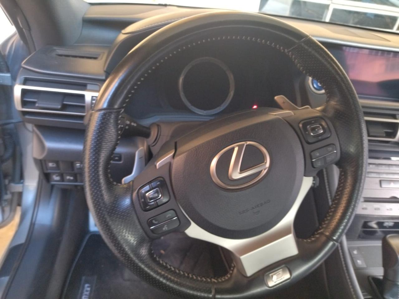 Lexus RC 300h Hybrid F Sport