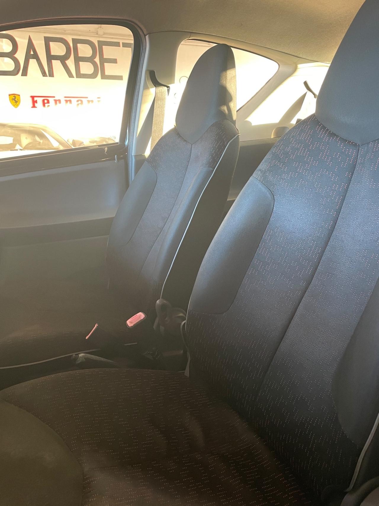 Peugeot 107 1.0 Neopatentati PERMUTE RATE