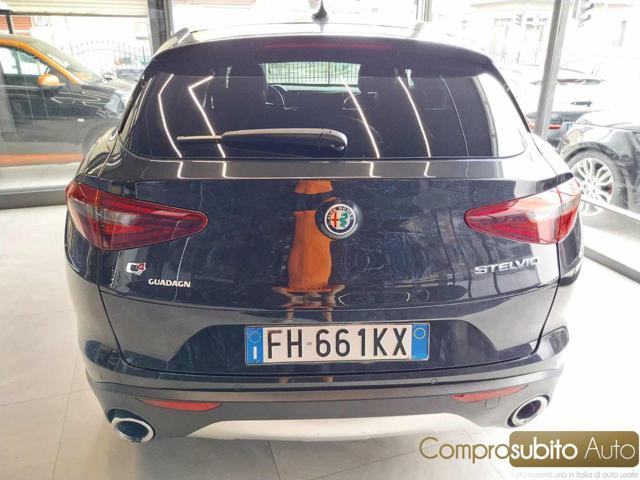 ALFA ROMEO Stelvio 2.0 Turbo 280 CV AT8 Q4 Super