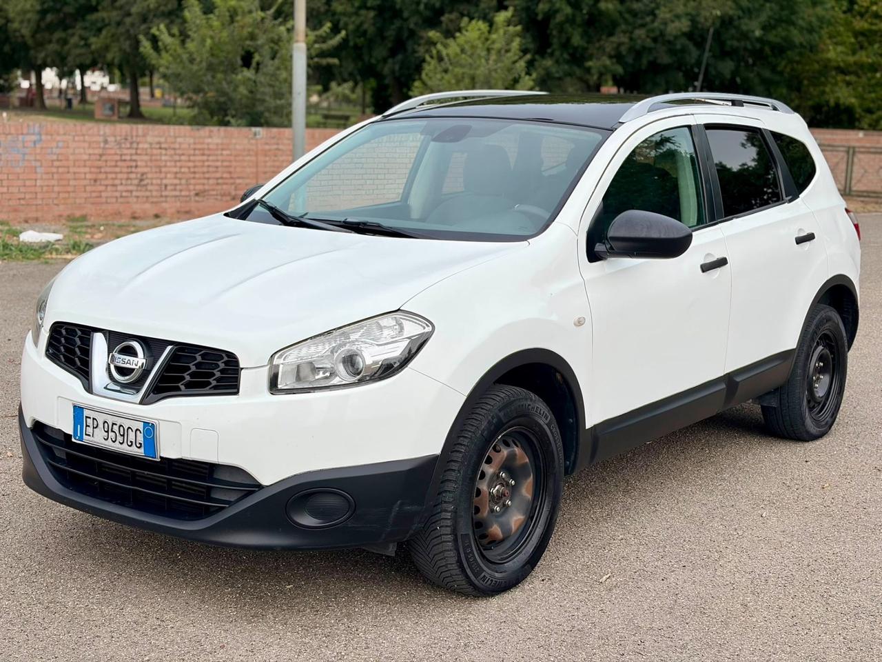 Nissan Qashqai 1.5 dCi 7 posti Tekna