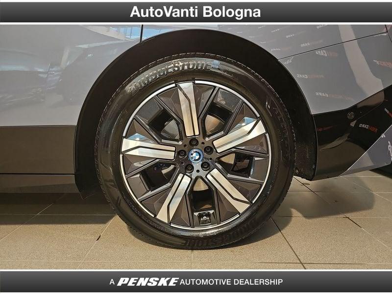 BMW iX iX xDrive50 Pacchetto Sportivo