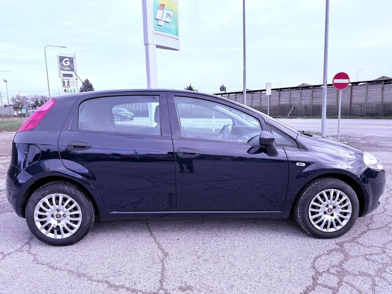 Fiat Grande Punto 1.3MJT 75 ok Neo patentati