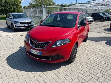 Lancia Ypsilon Ypsilon 1.0 FireFly 5 porte S&S Hybrid Silver