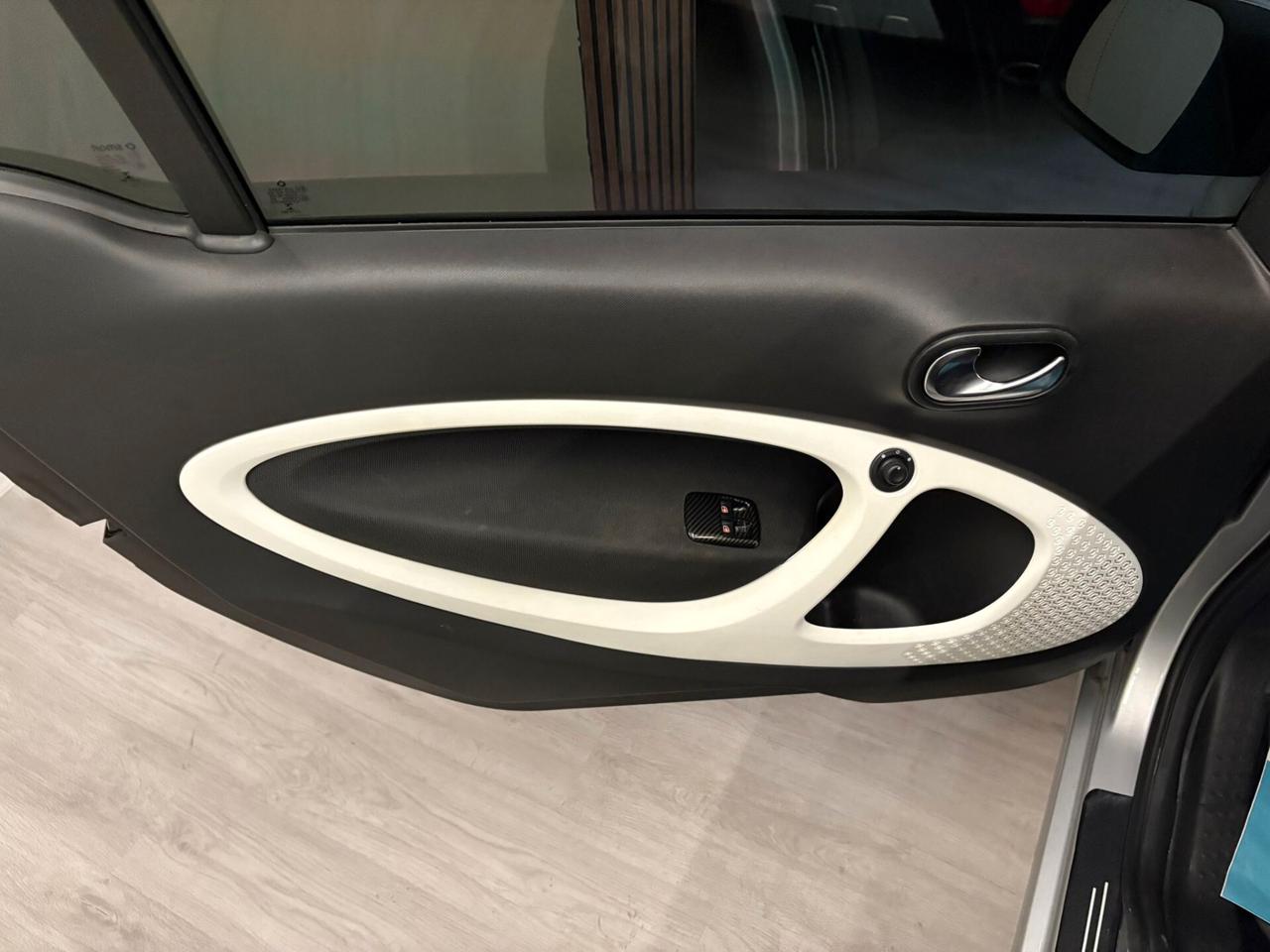 Smart ForTwo 1.0cc 70cv Passion Limited