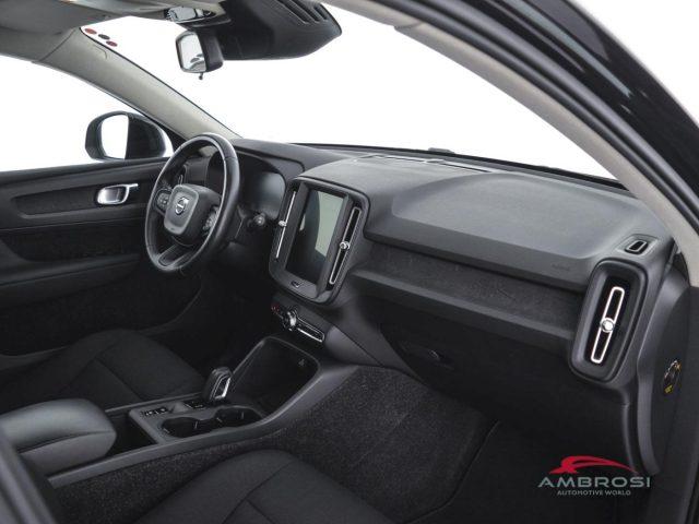 VOLVO XC40 D3 AWD Geartronic Momentum