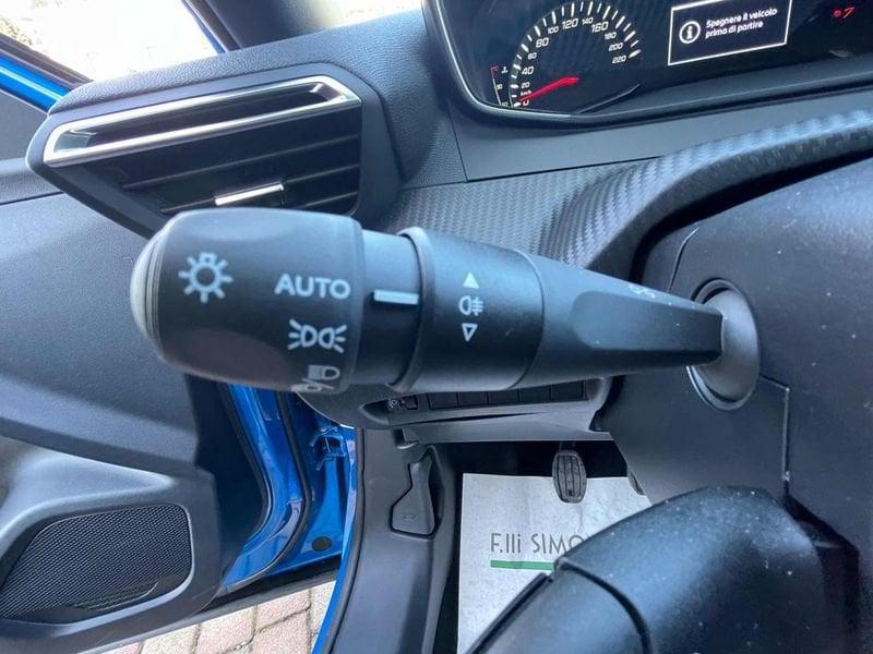Peugeot 2008 1.2 puretech Active s&s 100cv - KM0