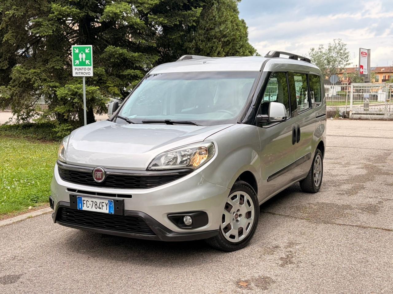 Fiat Doblo Doblò 1.4 T-Jet 16V Natural Power Lounge 2015
