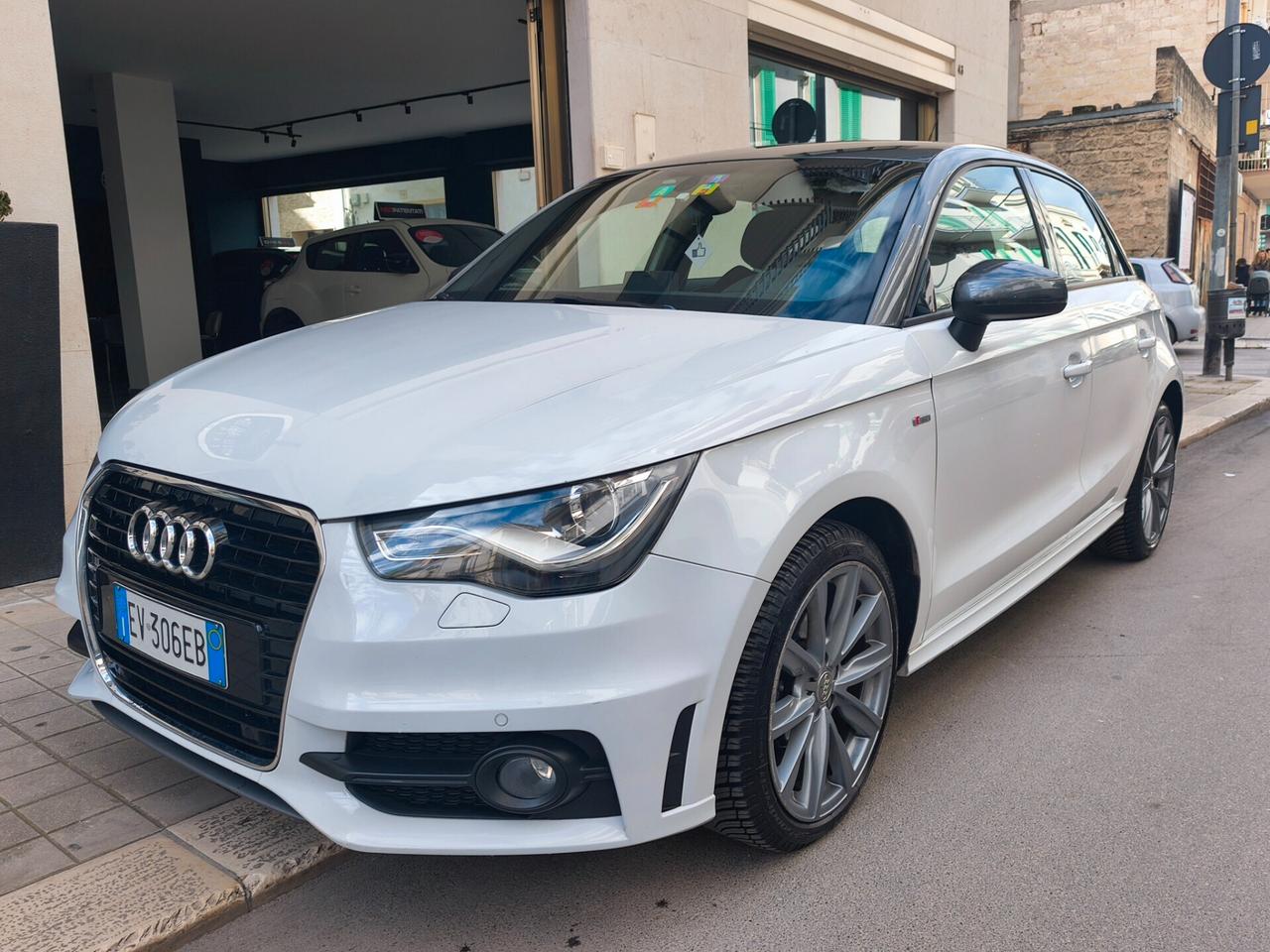 Audi A1 1.6 TDI S tronic 90cv S-line Plus 2014 Bose