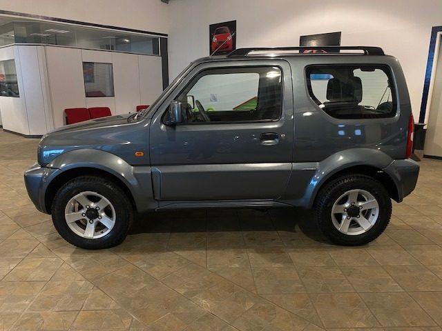 SUZUKI Jimny 1.3i 16V cat 4WD "NEOPATENTATI"