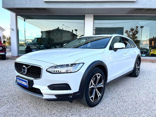 VOLVO V90 Cross Country B4 (d) AWD Geartronic Business Pro