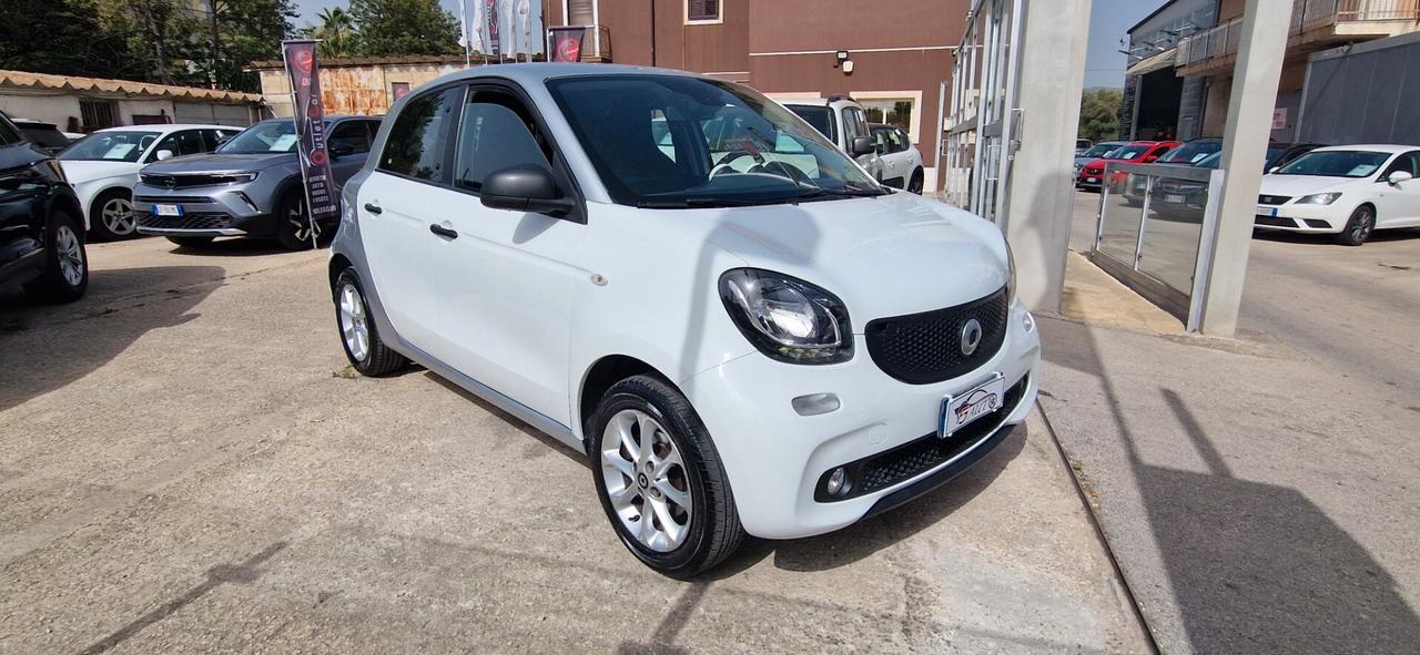 Smart ForFour 70 1.0 Passion