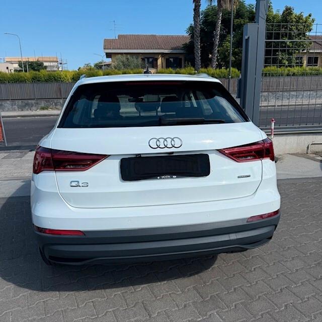 Audi Q3 35 TDI quattro S tronic