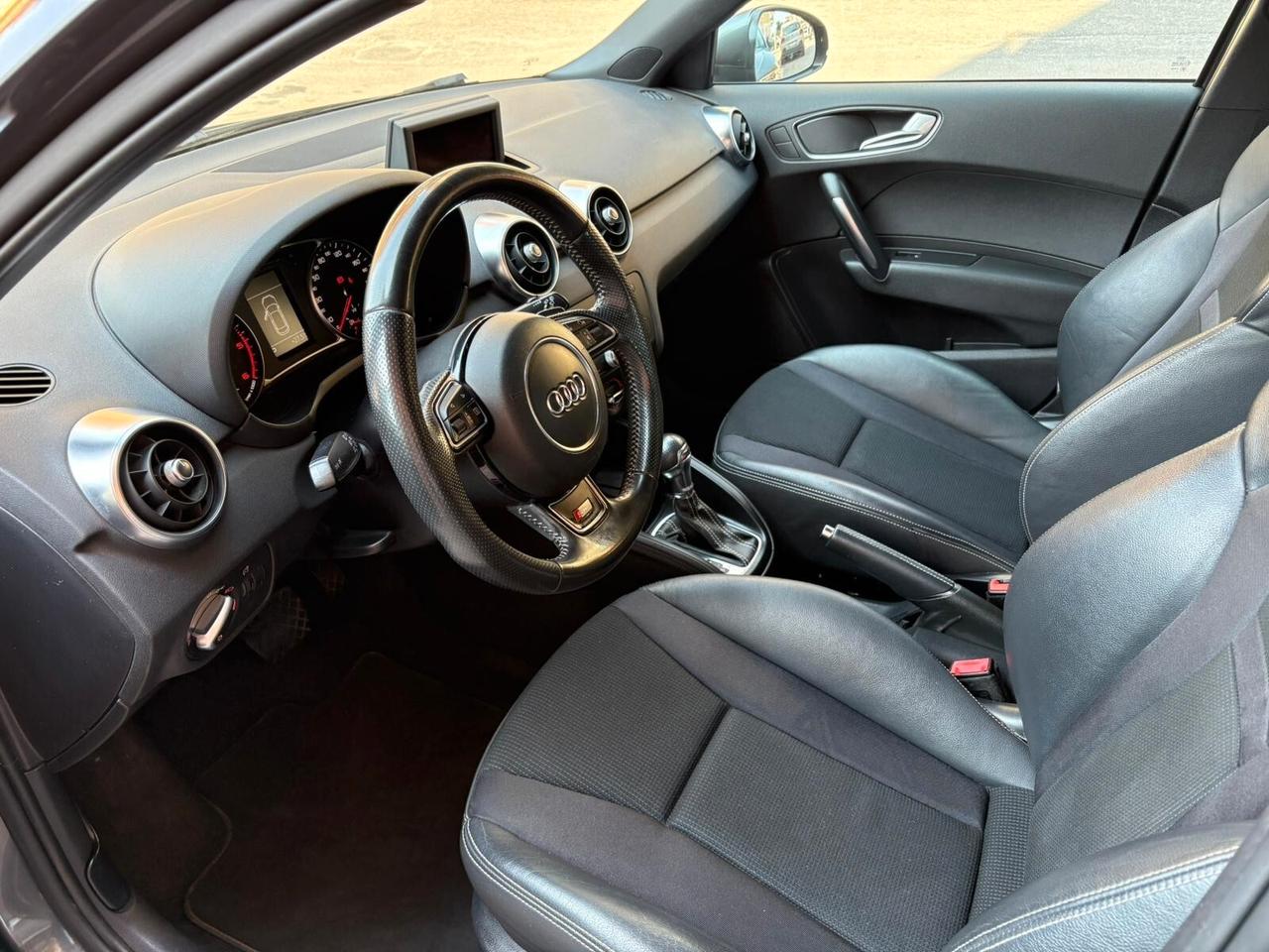 Audi A1 SPB 1.6 TDI S tronic line edition plus
